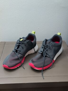 Nike Women’s Gray Mesh Sneakers with Pink and Neon Yellow Accents